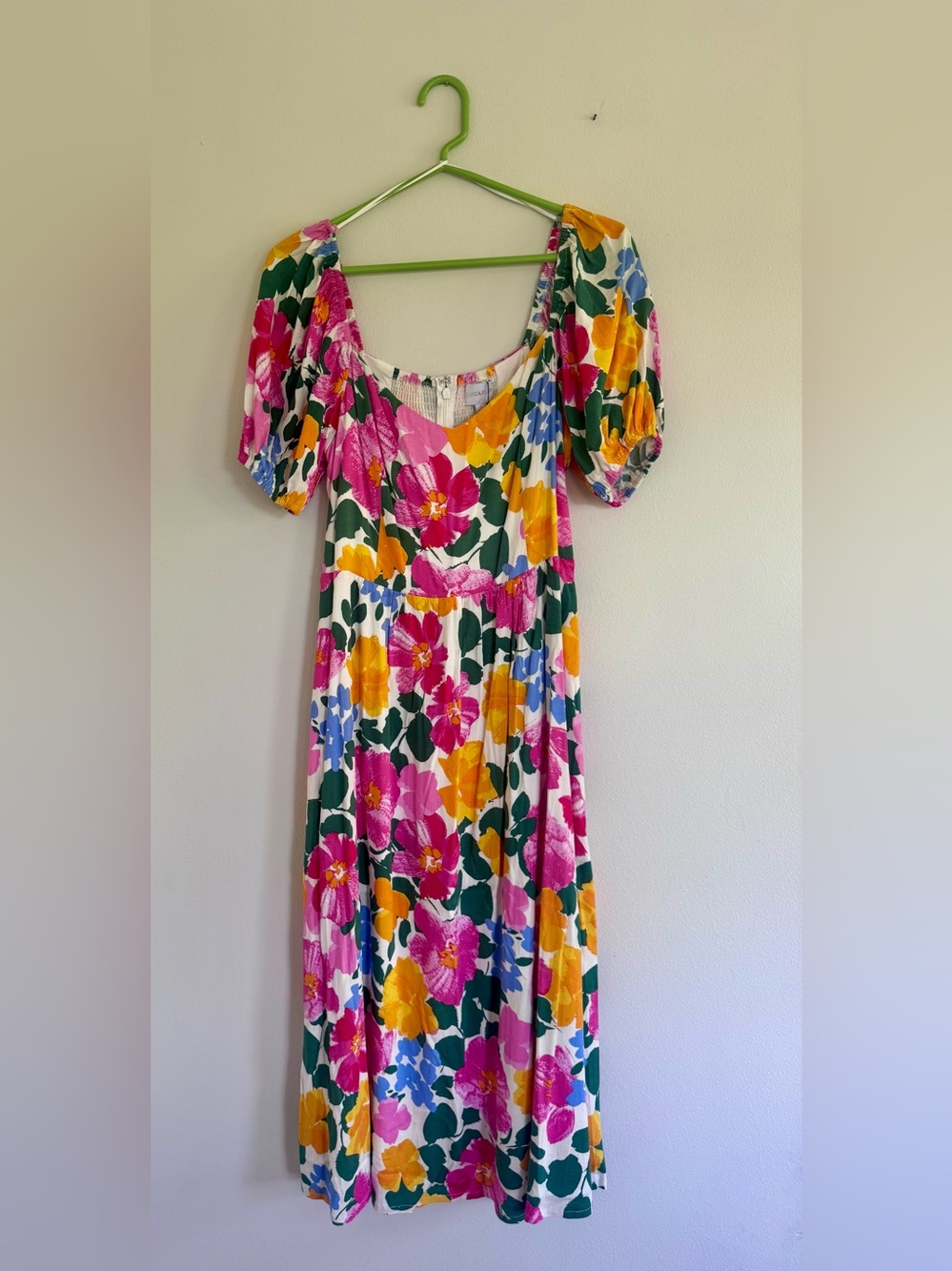 NEW “Sugarlips” Floral Puff Sleeve Midi Dress